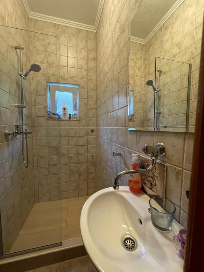 Villa Tamara With Garden And River View - Free Private Parking - Garage Mostar Eksteriør bilde