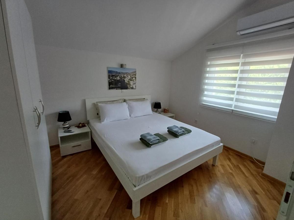 Villa Tamara With Garden And River View - Free Private Parking - Garage Mostar Eksteriør bilde